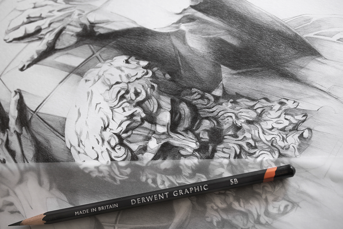 DERWENT Graphic - Confezione Matite in grafite da 6, 12, 24 - immagine 3